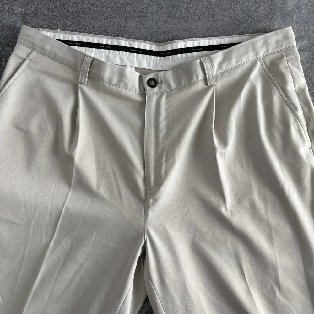 Jack Nicklaus Golf Pants Beige Pleated Dress Trousers Menswear 38x32‎